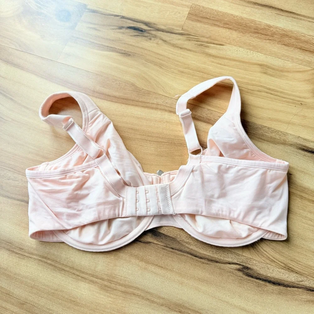 Amazon‎ Essentials Bra Set Size 38D Pink and Tan